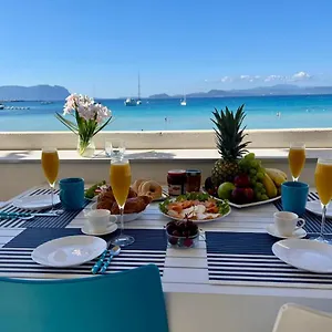 https://appartamento-delfino-azzurro.in-sardinia.net